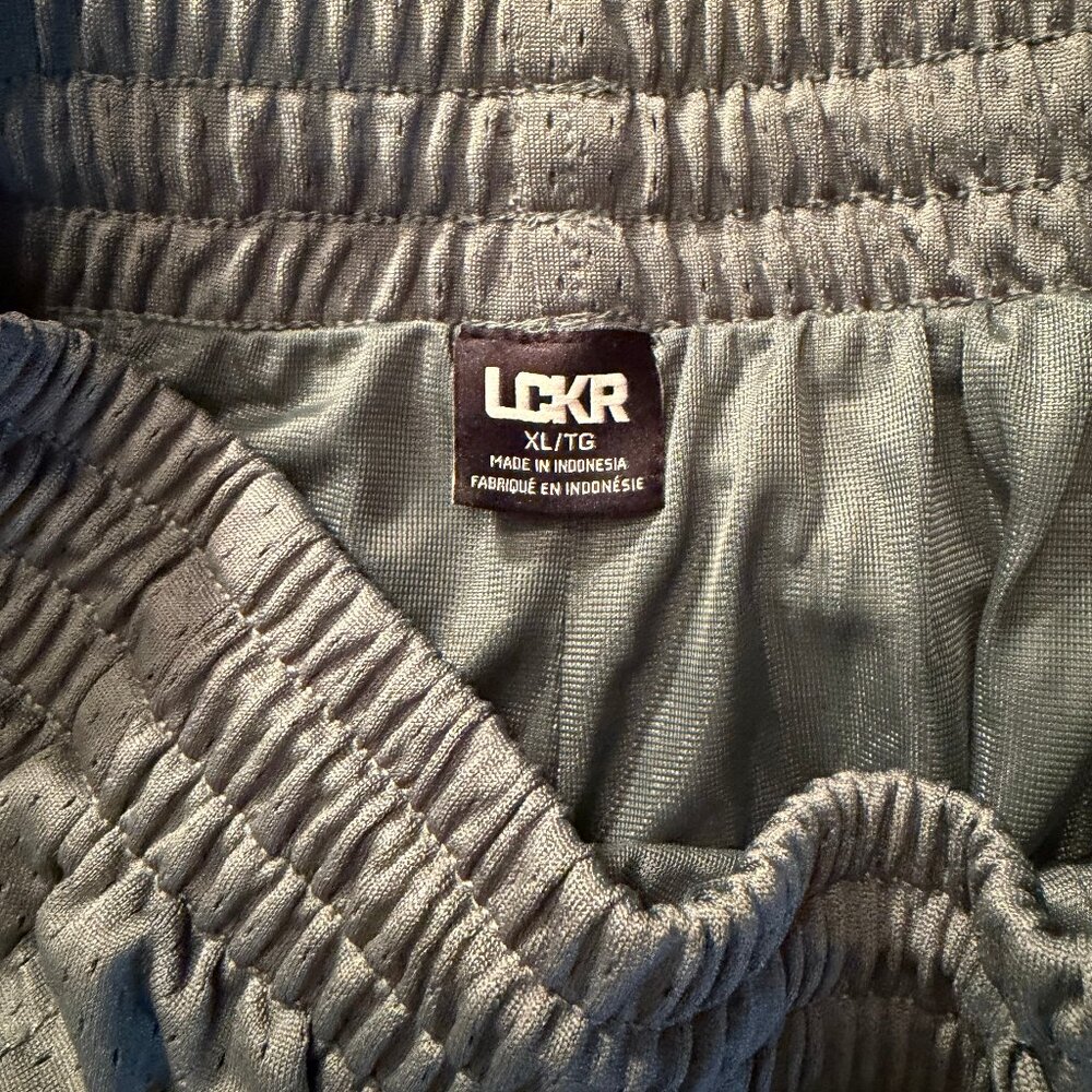 Foot Locker LCKR Mesh Athletic Shorts Men's Size XL Green/Grey/Teal - Picture 3 of 5